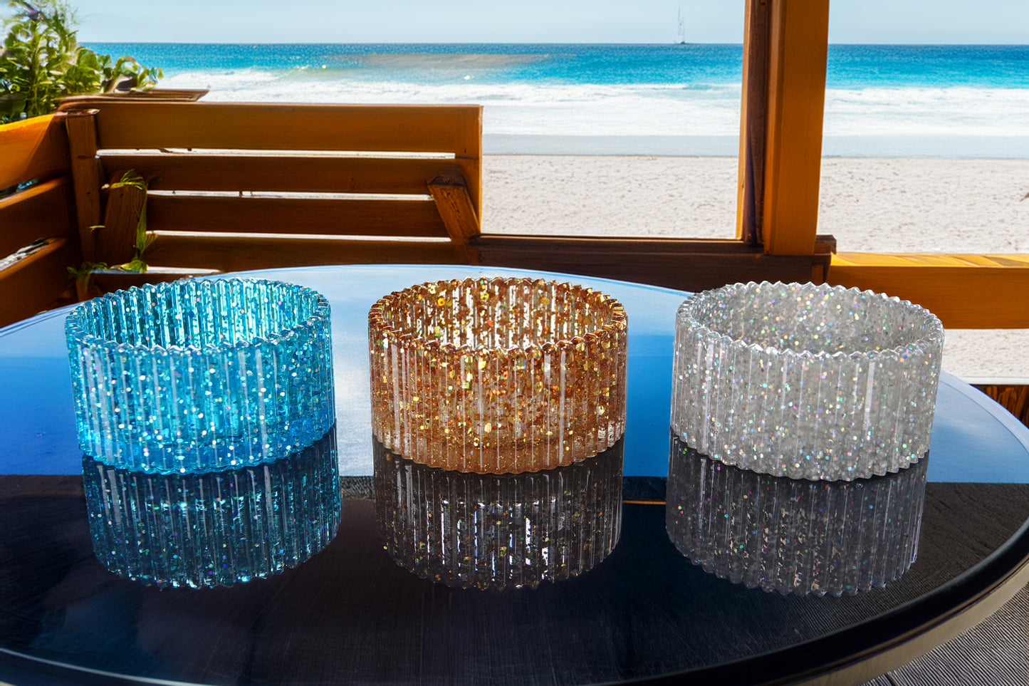 Small Ribbed Resin Containers