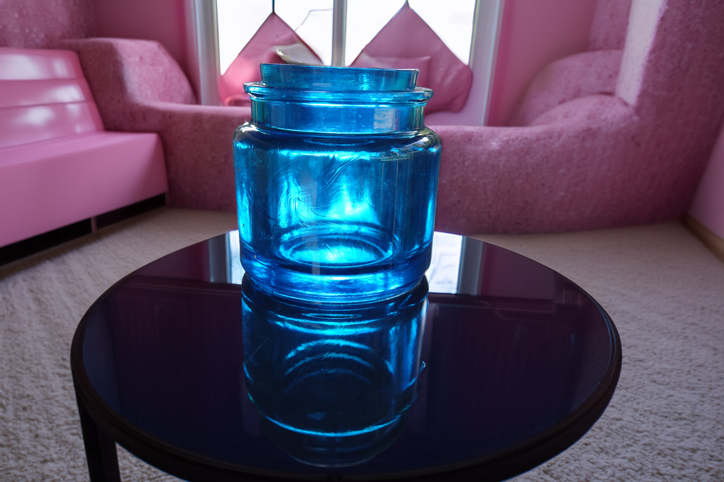 Vibrant 70x70mm Resin Color Jars with Dazzling Speckles