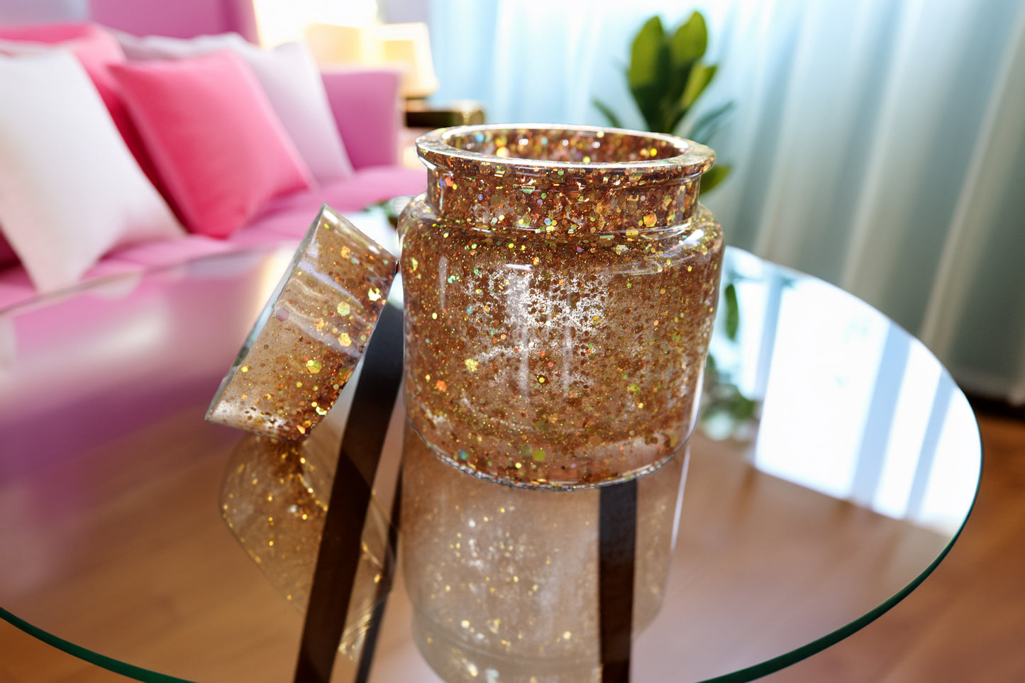 Vibrant 70x70mm Resin Color Jars with Dazzling Speckles